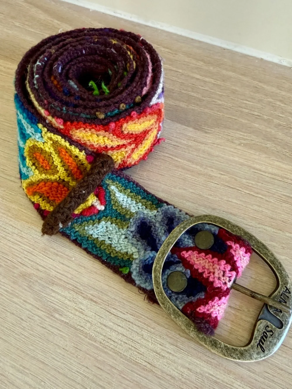 Alma Soul Peru 100% Wool Embroidered Floral Belt